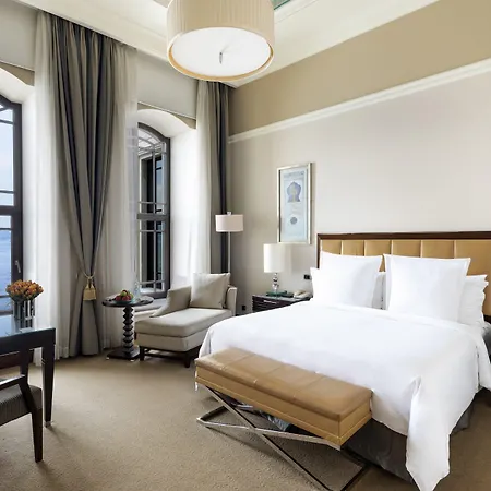 Hotel Four Seasons At The Bosphorus 5*