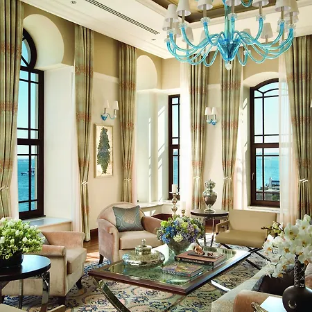 Four Seasons At The Bosphorus Hotel Istanboel