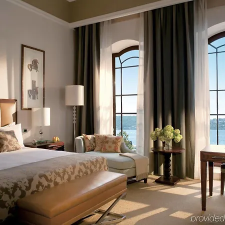 Four Seasons At The Bosphorus 5* Istanboel