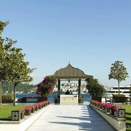 Four Seasons At The Bosphorus Hotel Istanboel