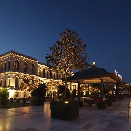 Отель Four Seasons At The Bosphorus Стамбул
