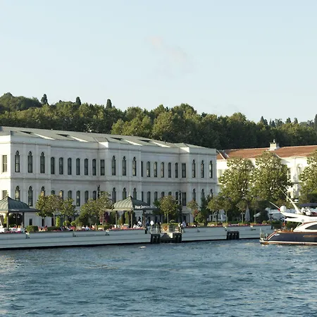 Four Seasons At The Bosphorus