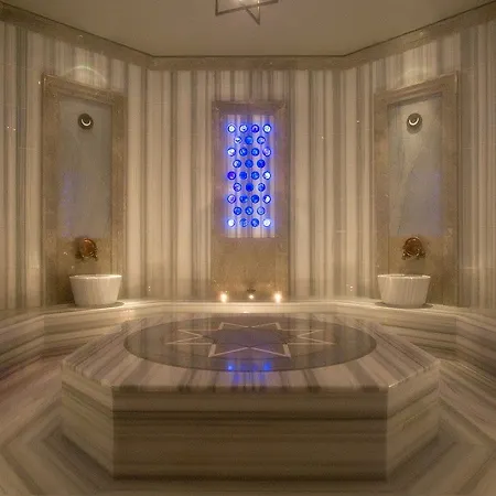 Four Seasons At The Bosphorus Hotell 5*