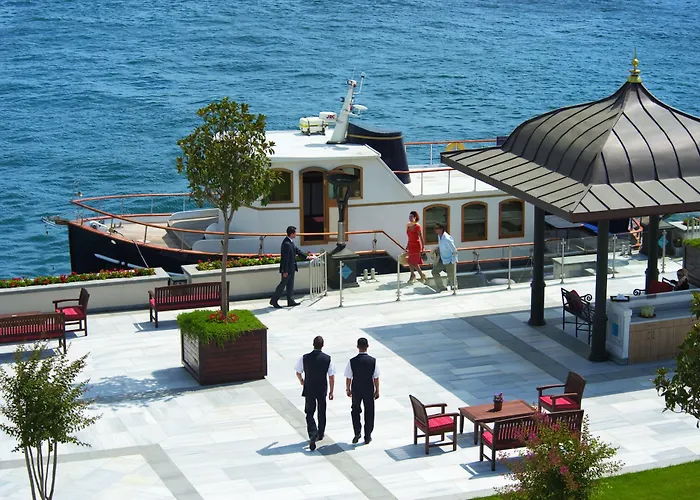 Four Seasons At The Bosphorus Hotel