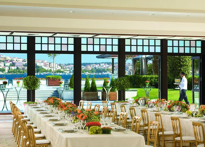 Four Seasons At The Bosphorus Hotel