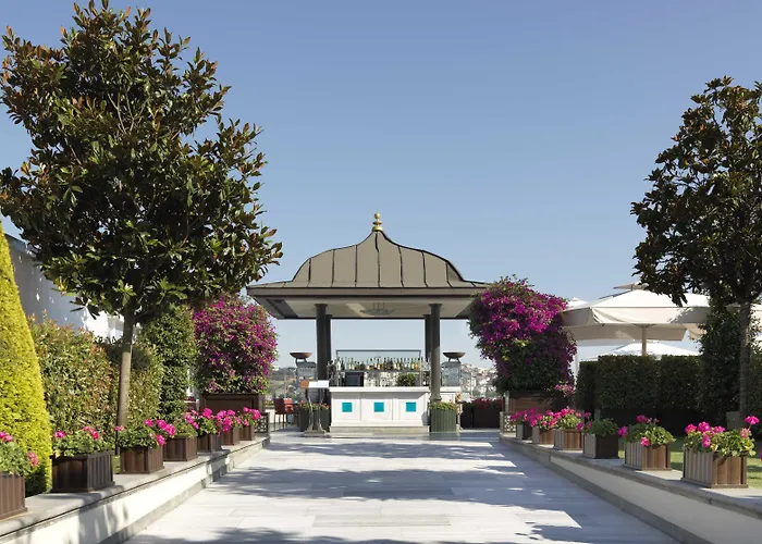 Four Seasons At The Bosphorus 5*