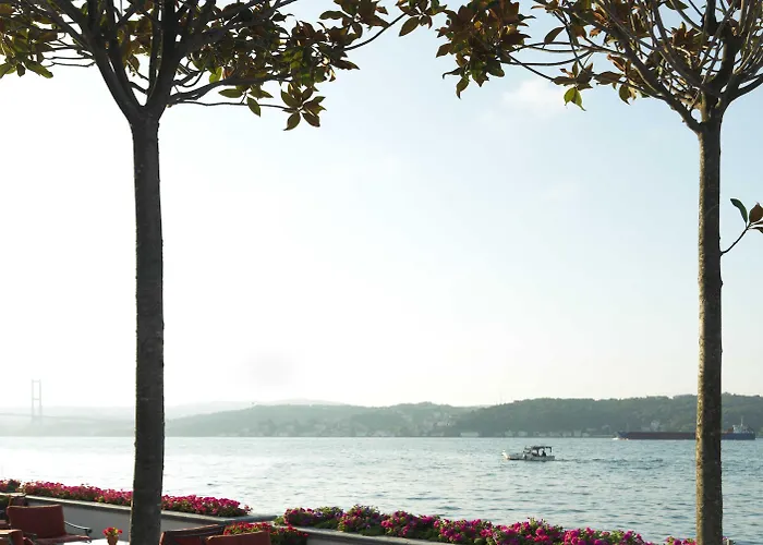 Four Seasons At The Bosphorus 5*