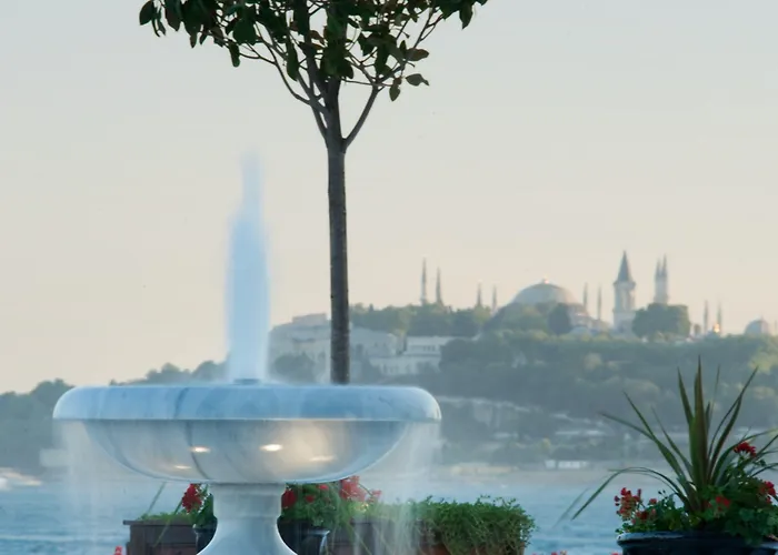 Four Seasons At The Bosphorus 5*