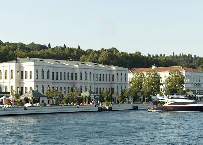 Hotel Four Seasons At The Bosphorus 5*