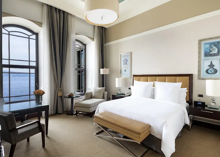 Hotel Four Seasons At The Bosphorus 5*