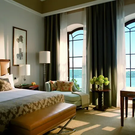 Hotel Four Seasons At The Bosphorus