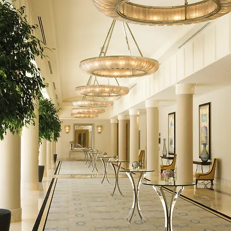 Four Seasons At The Bosphorus Hotel 5*