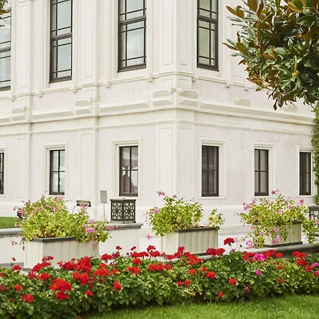 Hotel Four Seasons At The Bosphorus 5*