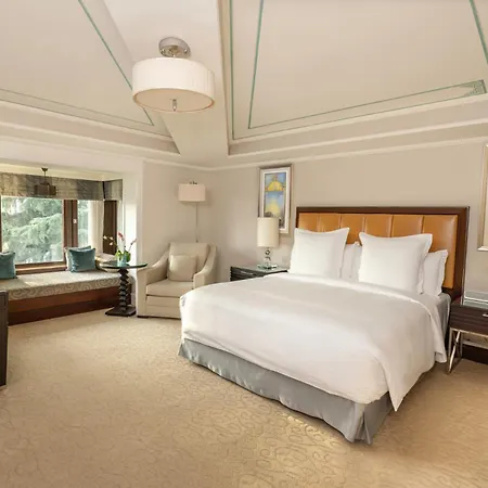 Four Seasons At The Bosphorus Hotel