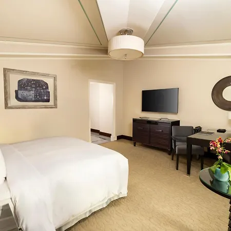 Four Seasons At The Bosphorus