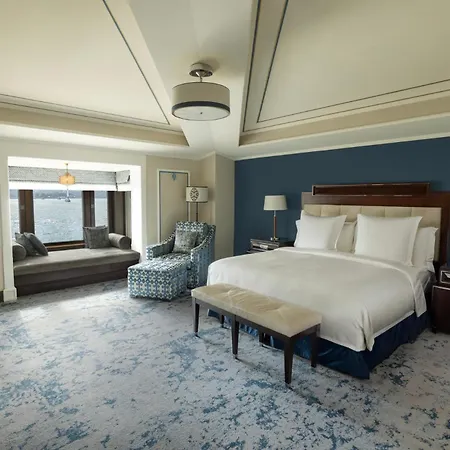 Four Seasons At The Bosphorus Hotel
